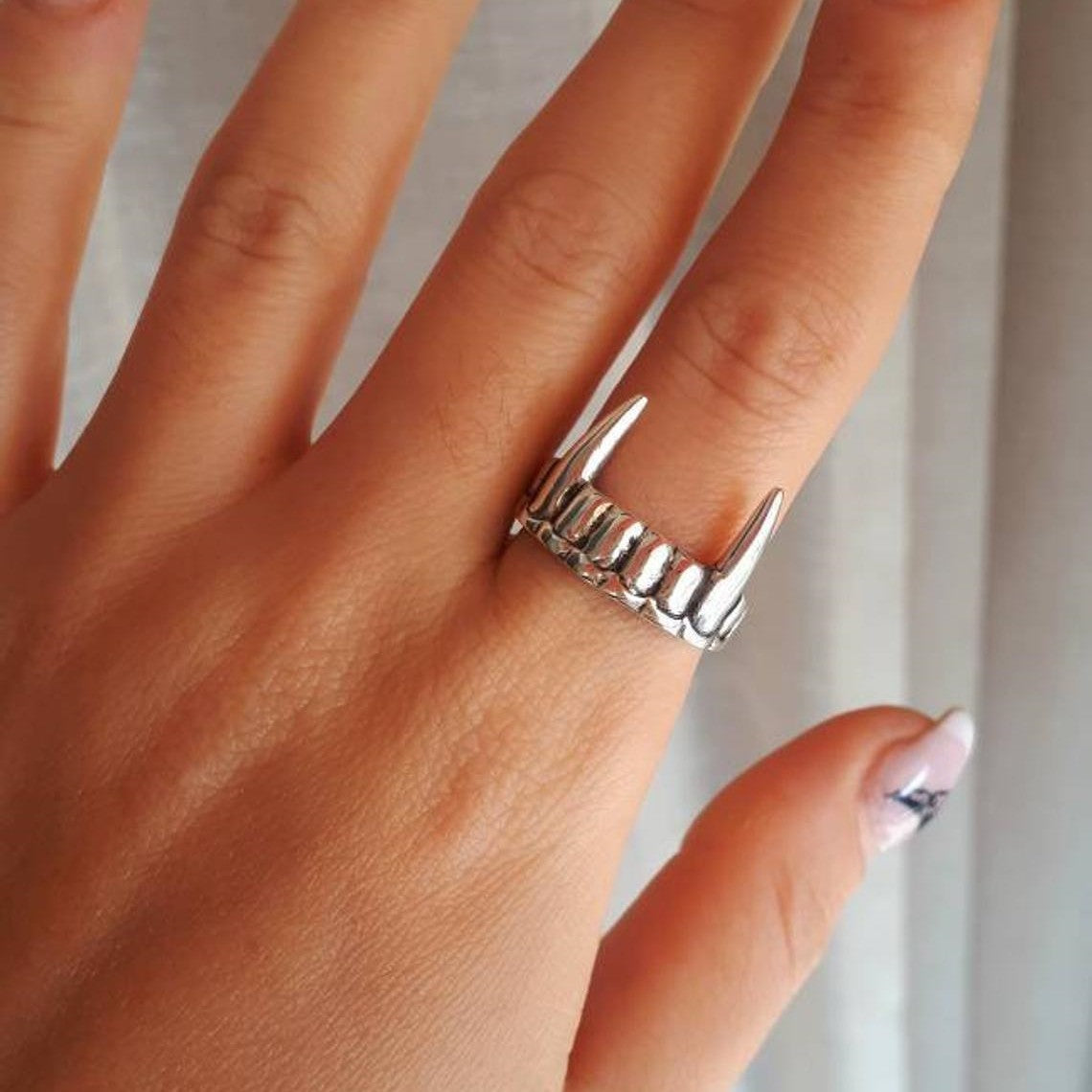 Vampire Teeth Alloy Ring